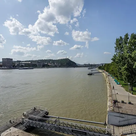 Downtown Lonyay 38 * Budapest