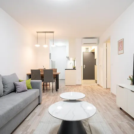 Downtown Lonyay 38 * Budapest