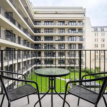 Apartment Downtown Lonyay 38 *