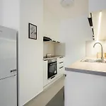 Downtown Lonyay 38 Daire