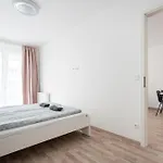 Downtown Lonyay 38 Daire