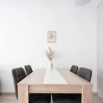 Daire Downtown Lonyay 38 Budapeşte