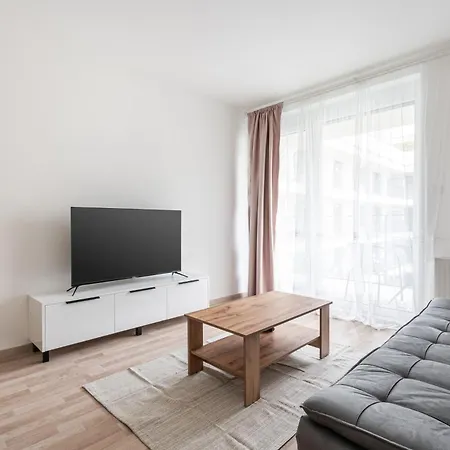 Downtown Lonyay 38 * 布达佩斯